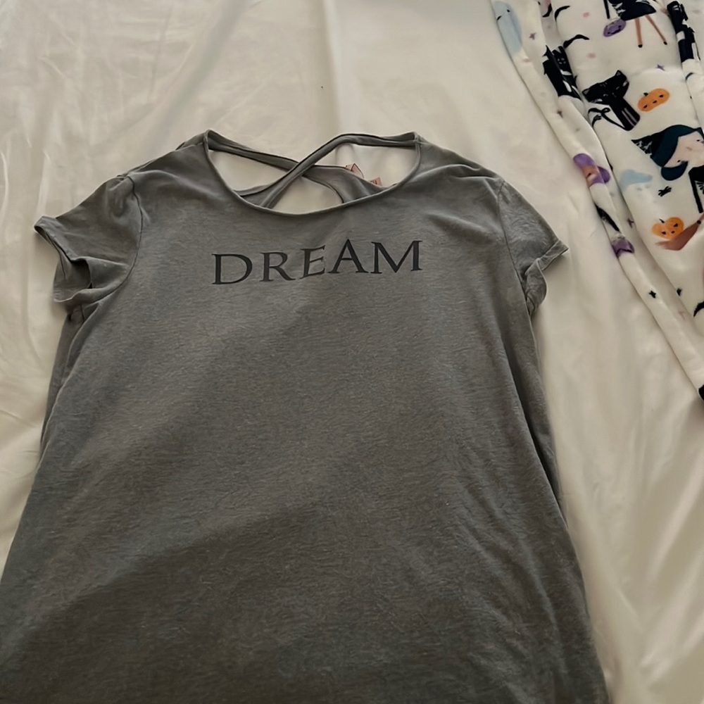 Victoria secret dream long shirt with back cut out ! Worn a couple of times!
